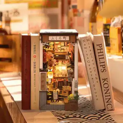 Robotime book nook sakura wine alley TGB11