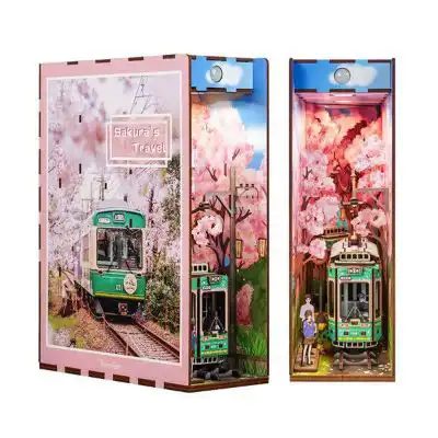 Tonecheer DIY Book Nook Sakura’s Travel Bookend
